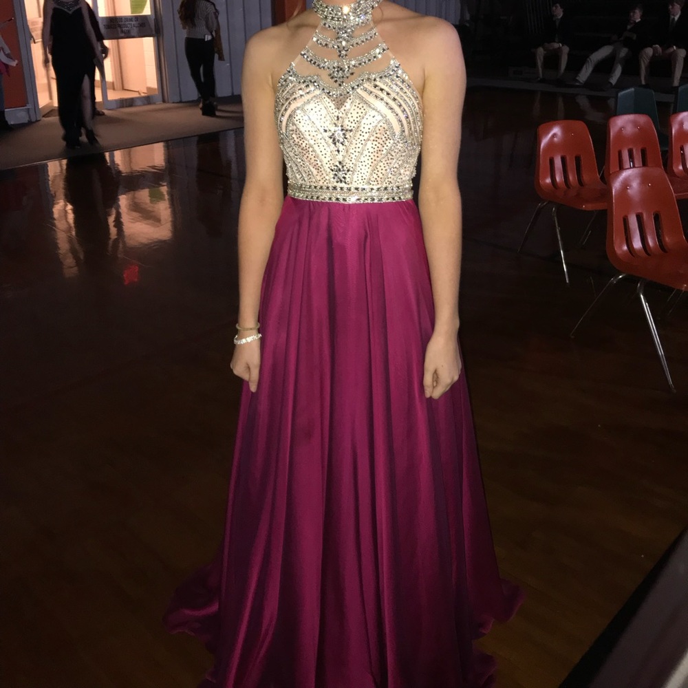 Evening gown - Picture 3 of 3